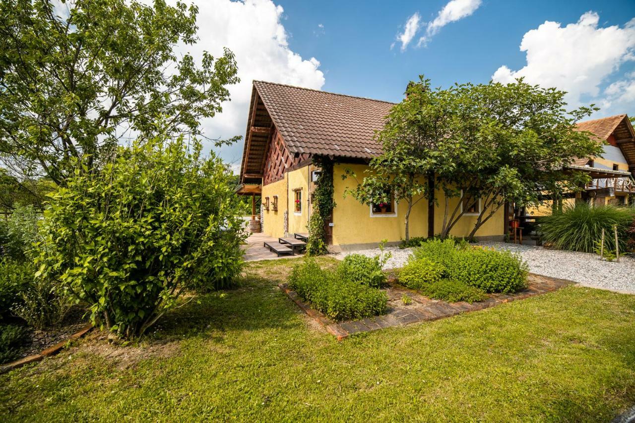 Apartment With Sauna Pr' Geci Dobova 외부 사진